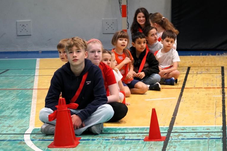 IV MIKO�AJKOWY FESTYN INTEGRACYJNO – SPORTOWY „RAZEM NA START”