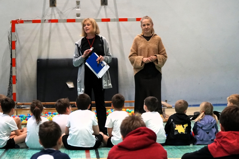 IV MIKO�AJKOWY FESTYN INTEGRACYJNO – SPORTOWY „RAZEM NA START”