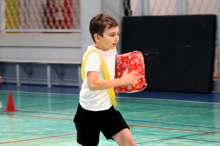 IV MIKO�AJKOWY FESTYN INTEGRACYJNO – SPORTOWY „RAZEM NA START”