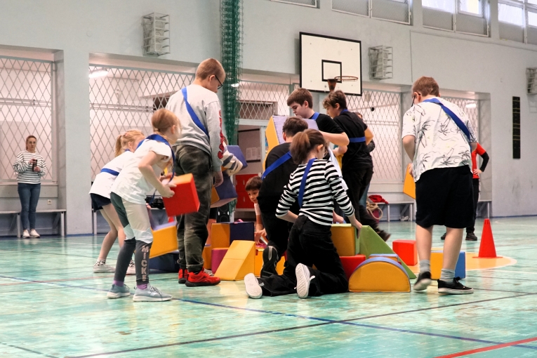 IV MIKO�AJKOWY FESTYN INTEGRACYJNO – SPORTOWY „RAZEM NA START”