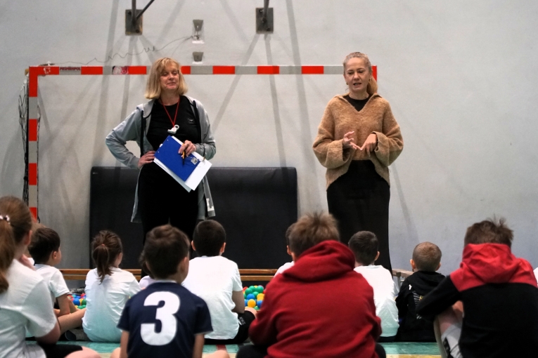 IV MIKO�AJKOWY FESTYN INTEGRACYJNO – SPORTOWY „RAZEM NA START” 