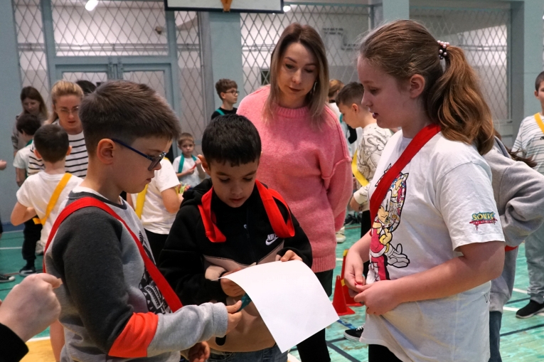 IV MIKO�AJKOWY FESTYN INTEGRACYJNO – SPORTOWY „RAZEM NA START”