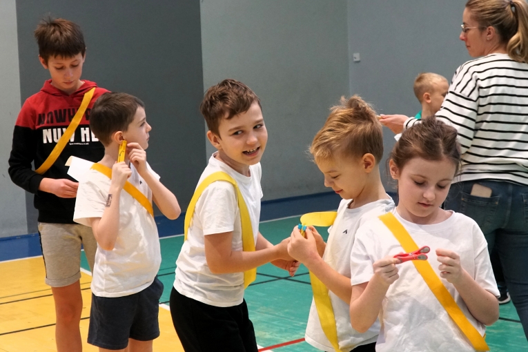 IV MIKO�AJKOWY FESTYN INTEGRACYJNO – SPORTOWY „RAZEM NA START”