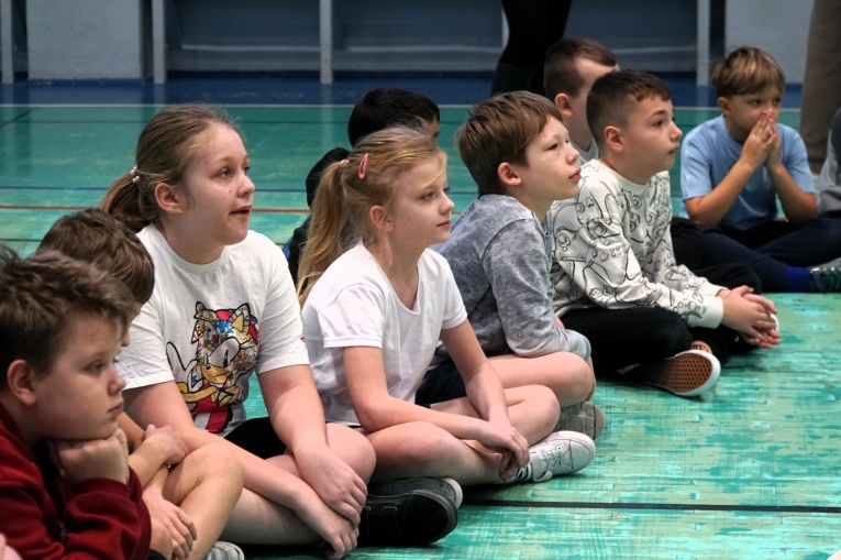 IV MIKO�AJKOWY FESTYN INTEGRACYJNO – SPORTOWY „RAZEM NA START”