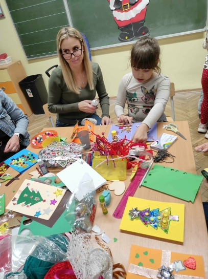 �WI�TECZNE WARSZTATY W KLASACH 2A I 2B