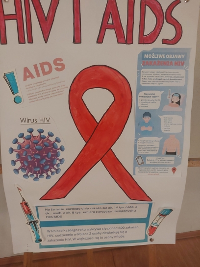 1 grudnia obchodzony jest �wiatowy Dzie� Walki z AIDS. �wi�to zosta�o ustanowione przez �wiatow� Organizacj� Zdrowia (WHO) w 1988 roku i ma na celu podnoszenie �wiadomo�ci na temat wirusa HIV/AIDS, a tak�e wyra�anie solidarno�ci z osobami, kt�rych dotkn�a ta choroba.  