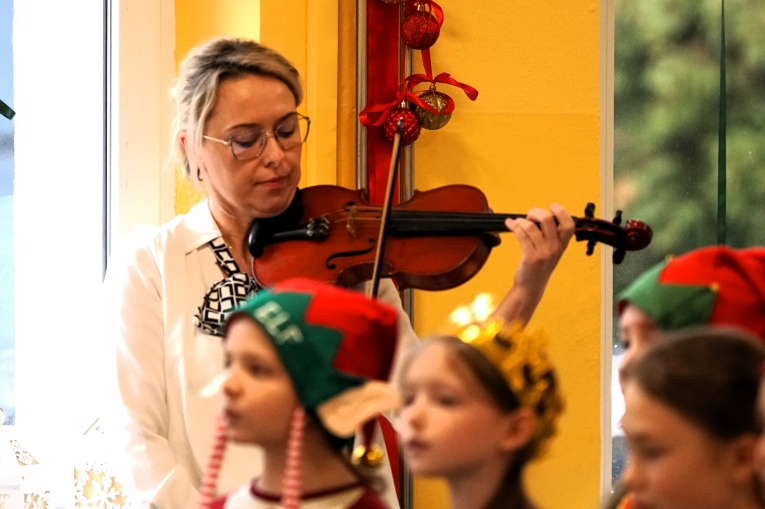 MIEJSKO - POWIATOWA WIGILIA O�WIATOWA 