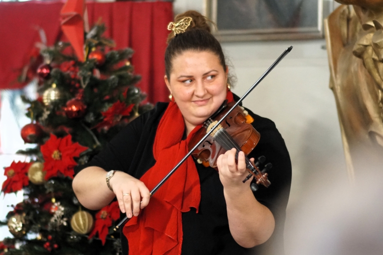 SZKOLNE KOL�DOWANIE