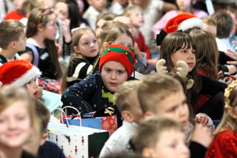 SZKOLNE KOL�DOWANIE