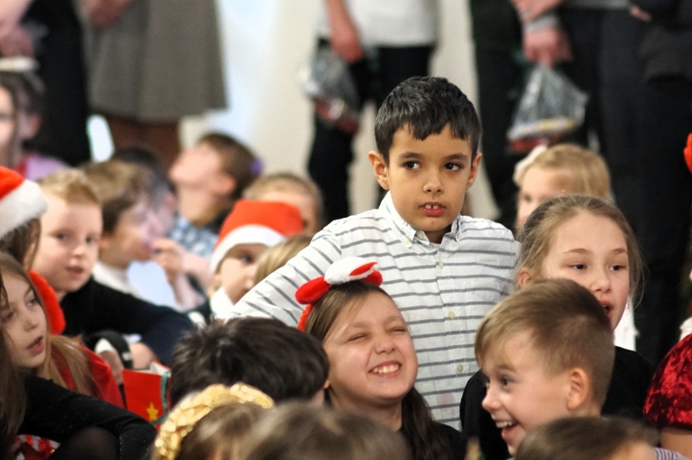 SZKOLNE KOL�DOWANIE