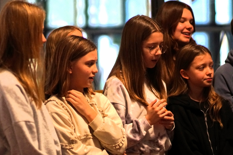 SZKOLNE KOL�DOWANIE