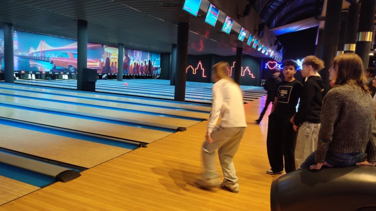 WYCIECZKA NA KR�GLE&nbsp;