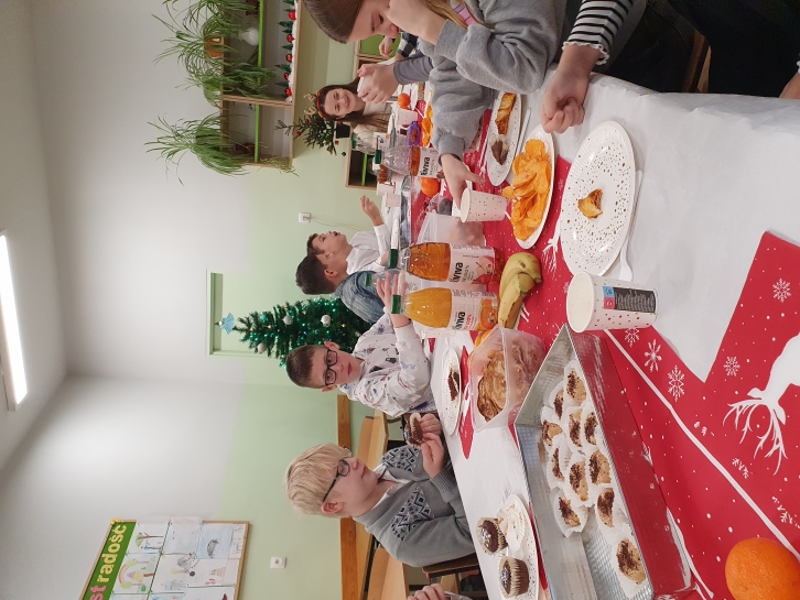 WIGILIJNE SPOTKANIE W KLASIE 5A