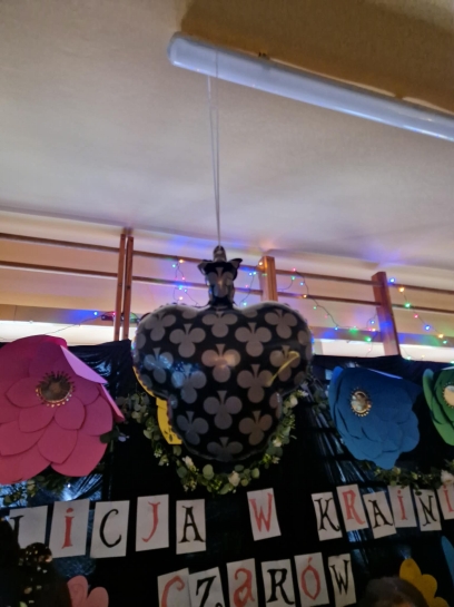 ANDRZEJKI W KRAINIE CZAR�W&nbsp;