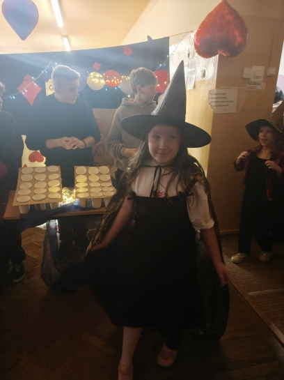 ANDRZEJKI W KRAINIE CZAR�W&nbsp;