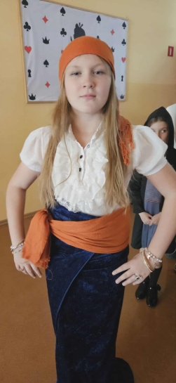 ANDRZEJKOWE CZARY W �WIETLICY – CZʦ� 2