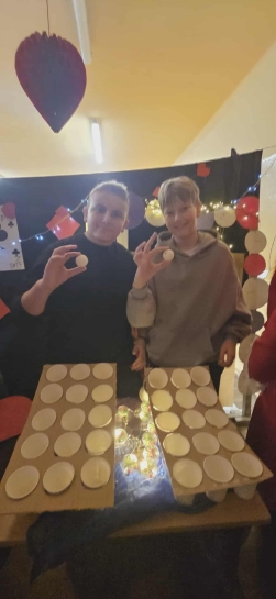 ANDRZEJKOWE CZARY W �WIETLICY – CZʦ� 2