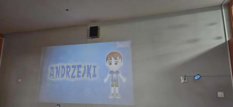 ANDRZEJKOWE CZARY W �WIETLICY – CZʦ� 2