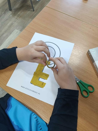 ANDRZEJKOWE CZARY W �WIETLICY – CZʦ� 2