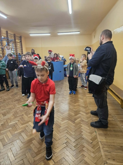 MIKO�AJKOWA ZABAWA W NASZEJ �WIETLICY!