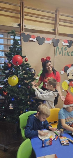 MIKO�AJKOWA ZABAWA W NASZEJ �WIETLICY!
