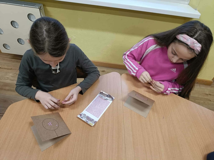 POZNAJEMY ZWYCZAJE �WI�TECZNE I NOWOROCZNE W �WIETLICY&nbsp;