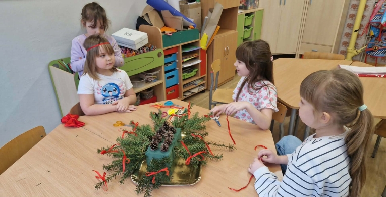 POZNAJEMY ZWYCZAJE �WI�TECZNE I NOWOROCZNE W �WIETLICY&nbsp;