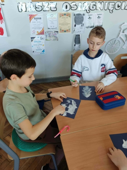 POZNAJEMY ZWYCZAJE �WI�TECZNE I NOWOROCZNE W �WIETLICY&nbsp;