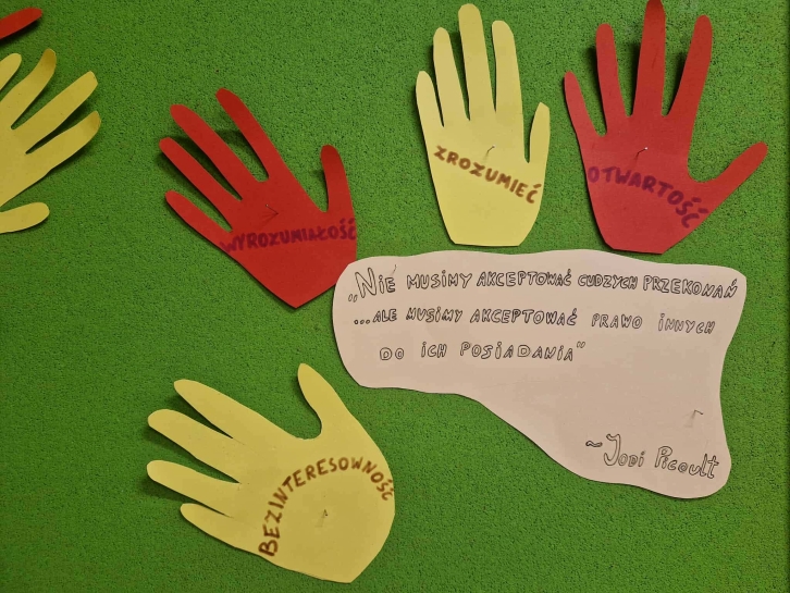 KALENDARZ �WI�T NIETYPOWYCH LISTOPAD!