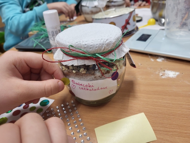 21.01 WARSZTATY KREATYWNO�CI