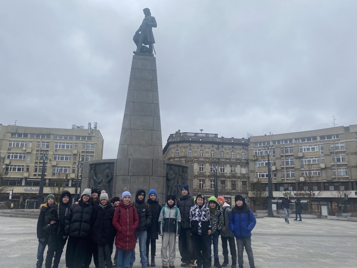 WYCIECZKA KLASY 5E DO TEATRU