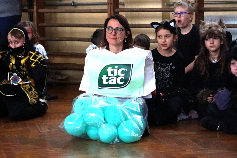 BAL KARNAWA�OWY W NASZEJ SZKOLE