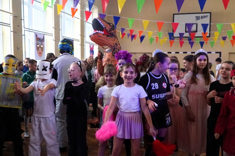 BAL KARNAWA�OWY W NASZEJ SZKOLE