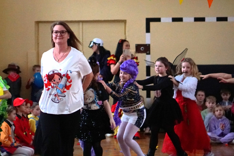 BAL KARNAWA�OWY W NASZEJ SZKOLE