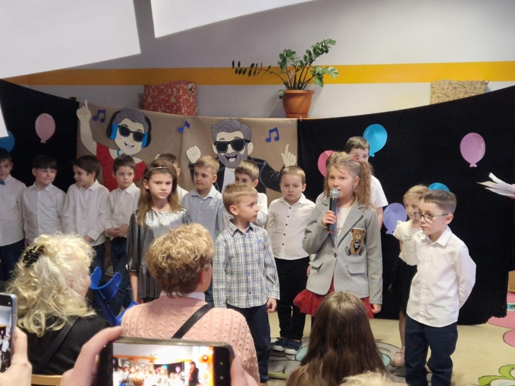 DZIE� BABCI I DZIADKA W KLASIE 1D