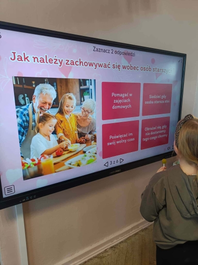 DZIE� BABCI I DZIADKA