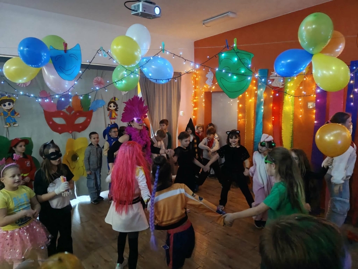 KARNAWA�OWY TYDZIE� W �WIETLICY