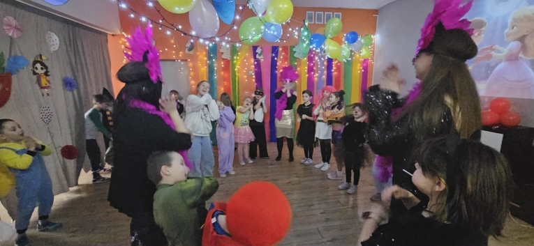 KARNAWA�OWY TYDZIE� W �WIETLICY