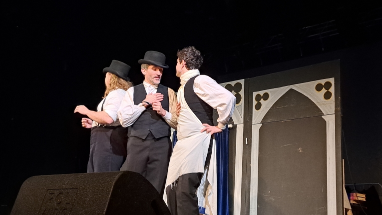 WYCIECZKA DO �ODZI