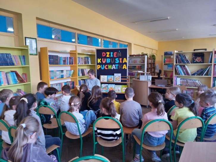 „DZIE� KUBUSIA PUCHATKA”