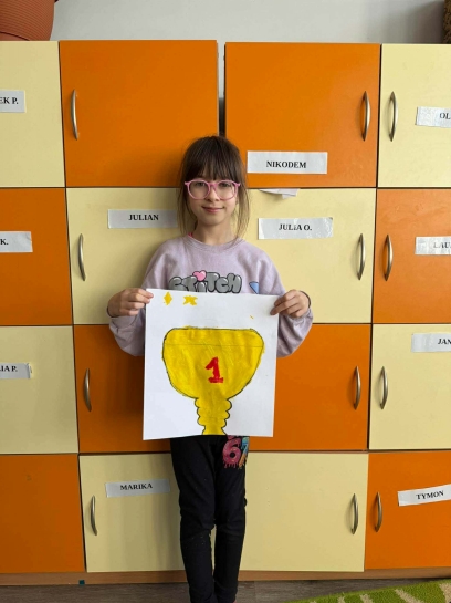 DZIE� MʯCZYZN I KOLOROWY TYDZIE�