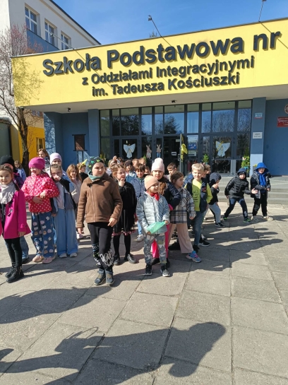 WIELKANOCNY ZAJ�CZEK