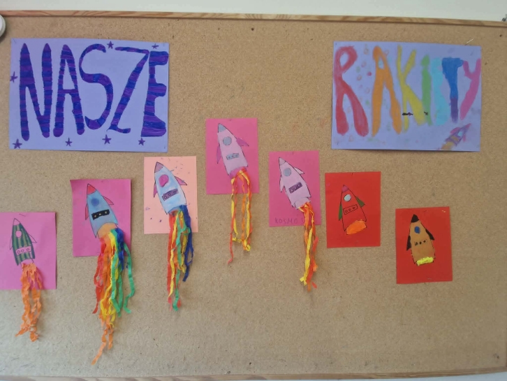 PODRӯE KOSMICZNE &nbsp;