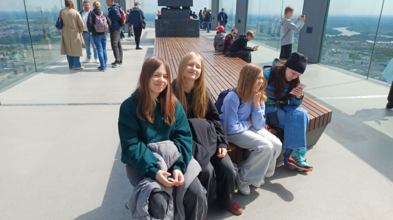 Z WIZYT� U KR�LA STASIA