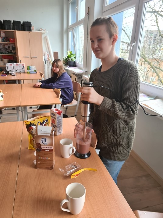 na lekcji techniki