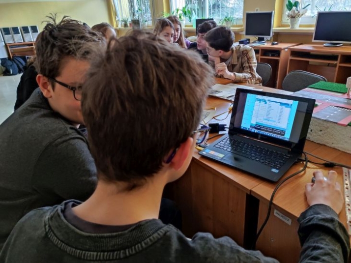 na lekcji informatyki