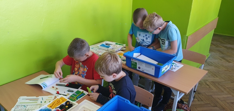 Dzieci z klasy IIIc podczas zaj